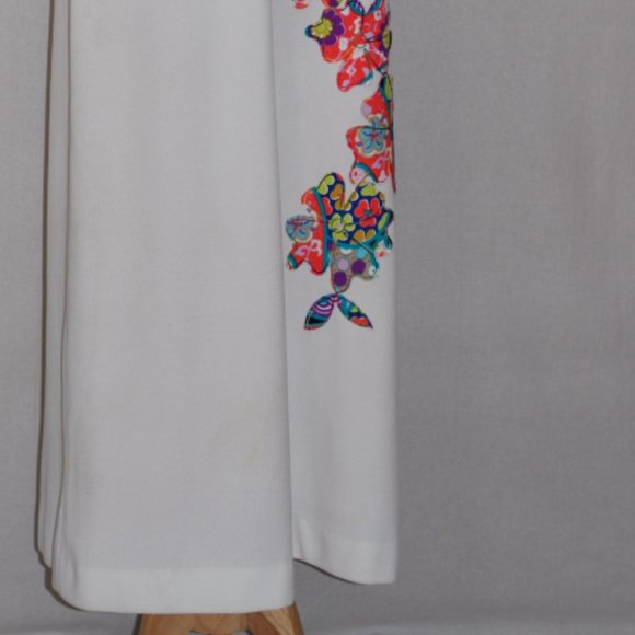 Handmade Floral Dress - Picture 14 of 16